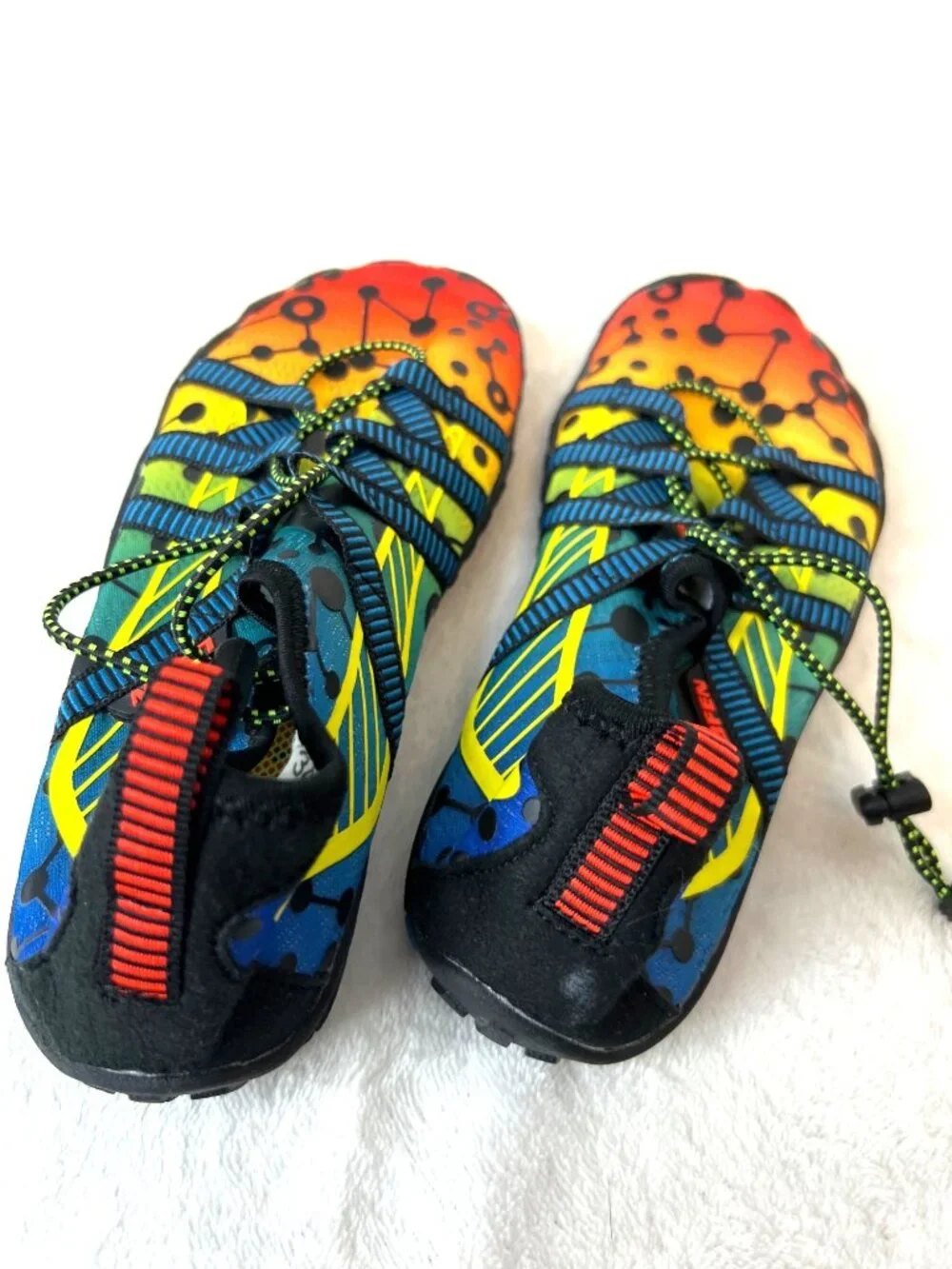 UBFEN Water Shoes for Kids Aqua Socks Barefoot Beach Sports Swim Pool EUR 34